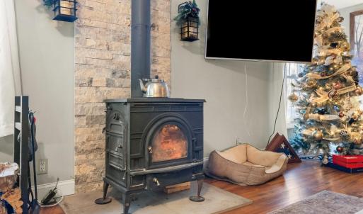 Photo #13 of 307 Brook Lane, Concord, VA 26.8 acres