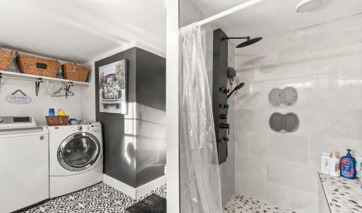 Photo #6 of 307 Brook Lane, Concord, VA 26.8 acres