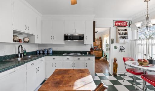 Photo #11 of 1921 Tabby Ln, Altavista, VA 1.4 acres