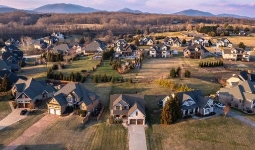 Photo #4 of 1665 Lake Manor Drive, Forest, VA 0.5 acres