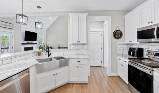 Photo #15 of 835 Sunset Ridge Drive, Concord, VA 2.3 acres