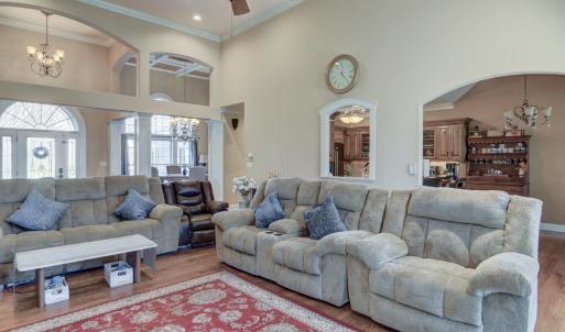 Photo #11 of 1044 Grand Oaks Drive, Forest, VA 0.8 acres