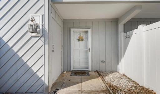 Photo #3 of 16109 Smith Mountain Lake Parkway, Huddleston, VA