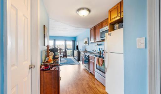 Photo #5 of 16109 Smith Mountain Lake Parkway, Huddleston, VA