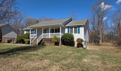 Photo #5 of 229 Lee Grant Avenue, Appomattox, VA 0.6 acres