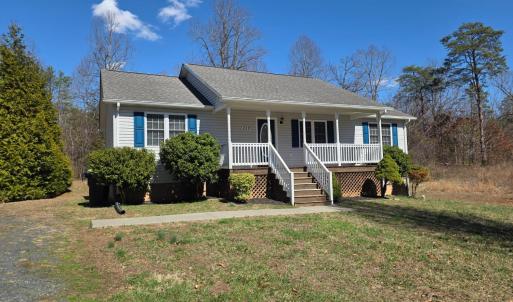 Photo #2 of 229 Lee Grant Avenue, Appomattox, VA 0.6 acres