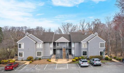 Photo #2 of 1314 Twin Springs Court, Forest, VA