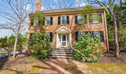 Photo #3 of 2121 Surrey Place, Lynchburg, VA 0.8 acres