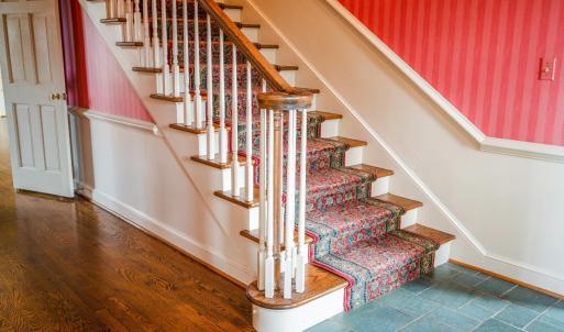 Photo #9 of 2121 Surrey Place, Lynchburg, VA 0.8 acres