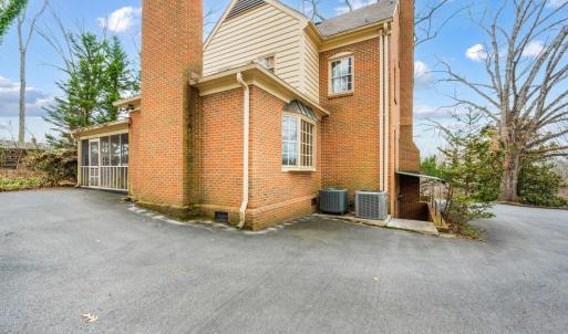 Photo #52 of 2121 Surrey Place, Lynchburg, VA 0.8 acres