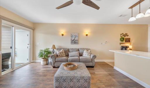 Photo #8 of 1273 Graves Harbor Trail, Huddleston, VA