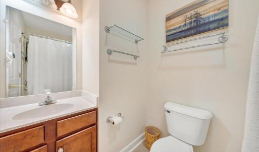 Photo #16 of 1273 Graves Harbor Trail, Huddleston, VA