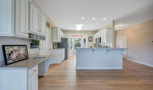 Photo #13 of 1114 8th Fairway Lane, Huddleston, VA 0.4 acres