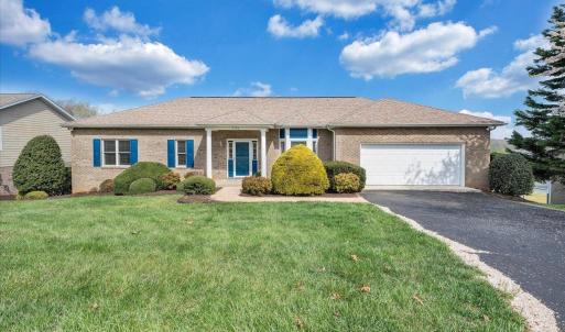 Photo #1 of 1114 8th Fairway Lane, Huddleston, VA 0.4 acres