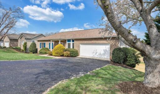 Photo #45 of 1114 8th Fairway Lane, Huddleston, VA 0.4 acres