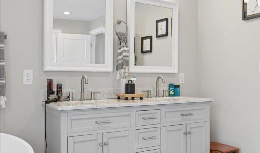 Photo #32 of 1009 Guardian Circle, Huddleston, VA 1.6 acres