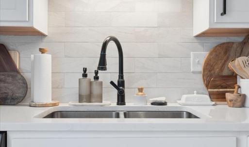 Photo #17 of 1009 Guardian Circle, Huddleston, VA 1.6 acres