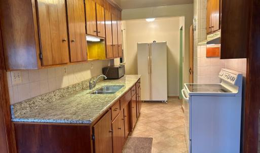 Photo #11 of 2213 Fancy Grove Road, Huddleston, VA 5.0 acres