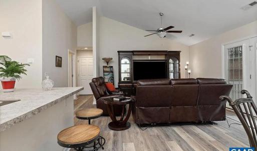 Photo #16 of 147 STRATFORD PL, Madison Heights, VA 0.4 acres