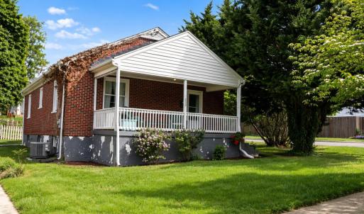 Photo #1 of 200 Warren Avenue, Lynchburg, VA 0.1 acres