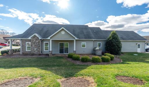 Photo #50 of 1043 Lindenshire Drive, Forest, VA 0.2 acres