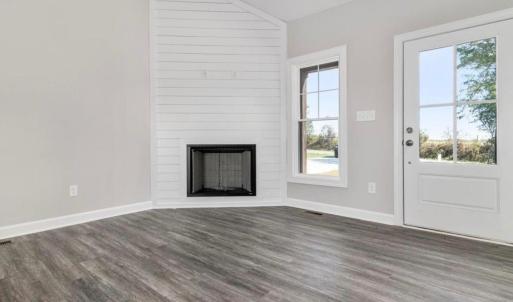 Photo #5 of 1218 Rainbow Forest Drive, Lynchburg, VA 0.5 acres