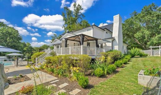 Photo #5 of 1221 Oakwood Street, Bedford, VA 1.9 acres