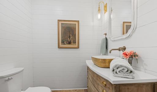 Photo #34 of 1221 Oakwood Street, Bedford, VA 1.9 acres