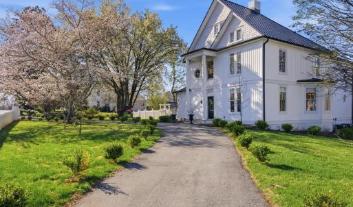 Photo #80 of 1221 Oakwood Street, Bedford, VA 1.9 acres