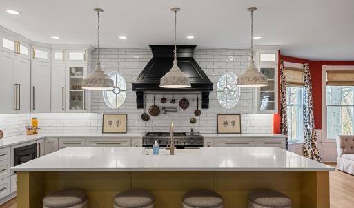 Photo #19 of 1221 Oakwood Street, Bedford, VA 1.9 acres