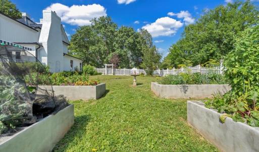 Photo #89 of 1221 Oakwood Street, Bedford, VA 1.9 acres