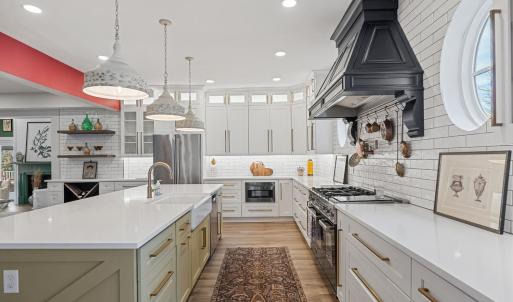 Photo #15 of 1221 Oakwood Street, Bedford, VA 1.9 acres