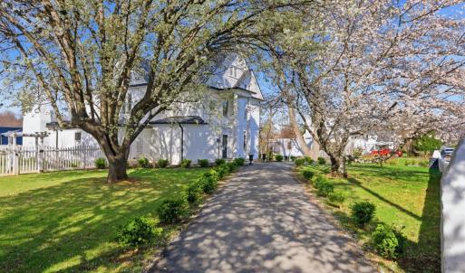 Photo #82 of 1221 Oakwood Street, Bedford, VA 1.9 acres