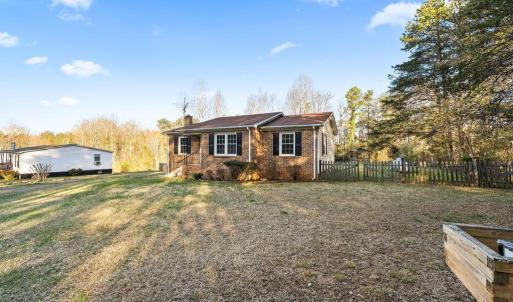 Photo #4 of 968 Mud Street, Concord, VA 0.6 acres