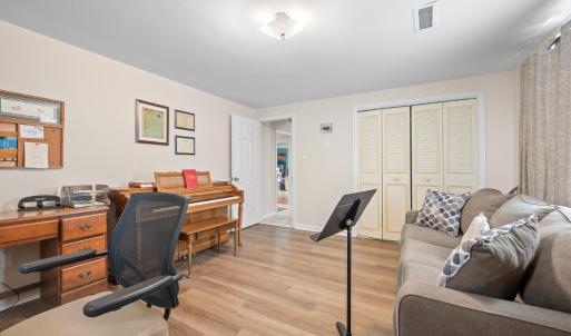 Photo #18 of 3300 Cranehill Drive, Lynchburg, VA 0.6 acres