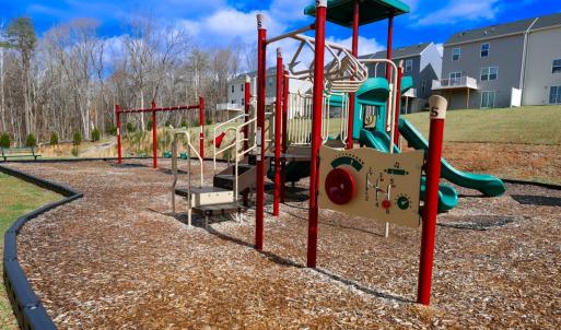 Photo #37 of 109 Robinia Road, Lynchburg, VA 0.1 acres