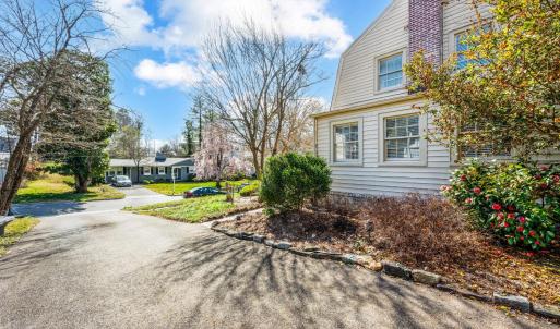 Photo #43 of 1609 Morrison Drive, Lynchburg, VA 0.2 acres