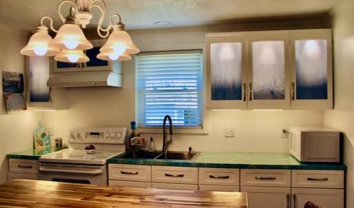 Photo #7 of 1501 Traylor Lane, Lynchburg, VA 0.9 acres