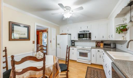 Photo #17 of 3853 Peakland Place, Lynchburg, VA 0.6 acres