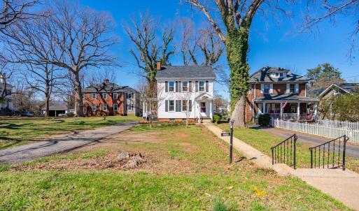 Photo #34 of 220 Langhorne Lane, Lynchburg, VA 0.2 acres