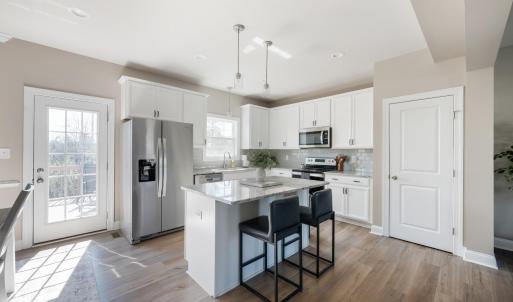 Photo #7 of 1110 Lochwood Hill Drive, Goode, VA 1.0 acres