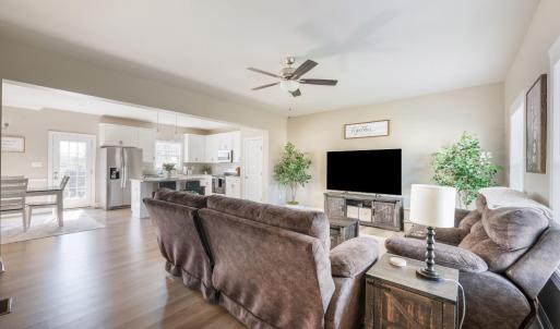 Photo #5 of 1110 Lochwood Hill Drive, Goode, VA 1.0 acres