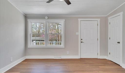Photo #6 of 471 Briar Cliff Circle, Lynchburg, VA 0.5 acres