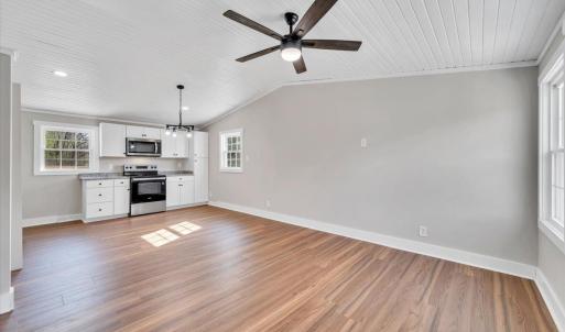 Photo #3 of 471 Briar Cliff Circle, Lynchburg, VA 0.5 acres