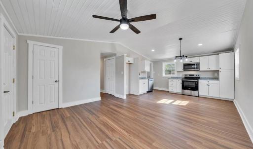 Photo #5 of 471 Briar Cliff Circle, Lynchburg, VA 0.5 acres