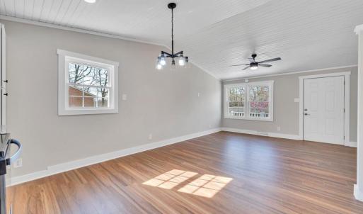 Photo #11 of 471 Briar Cliff Circle, Lynchburg, VA 0.5 acres