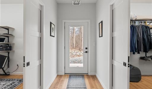 Access to outside from primary suite