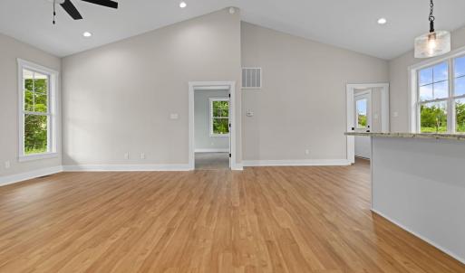 Photo #4 of 8714 Hat Creek Road, Brookneal, VA 1.1 acres