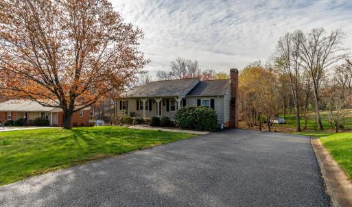 Photo #45 of 209 Stonehouse Drive, Lynchburg, VA 0.9 acres