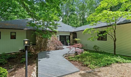 Photo #68 of 101 Oakmont Court, Lynchburg, VA 2.2 acres